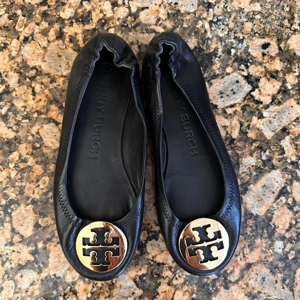 Tory Burch Minnie Travel Medallion Ballet Leather Flat Black Gold